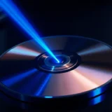 Le Blu-ray Dévoilé : Définition, Format, Capacité et Fonctionnement Complet
